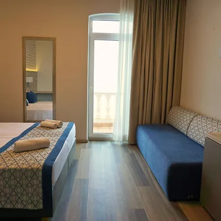 Hotel Fiesa-2