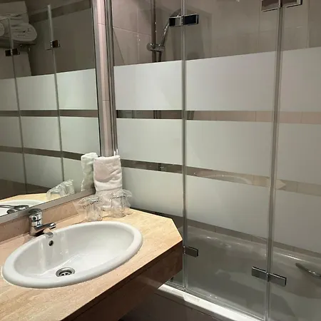 Hotel Travessera-2