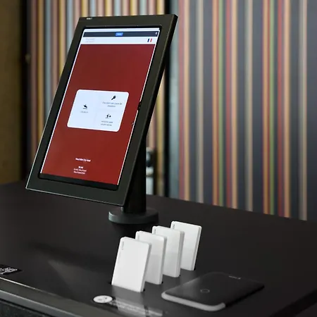 Neuchatel City Hotel - Self Check-In-3