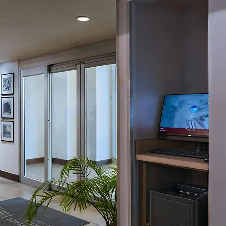 Towneplace Suites By Marriott Dallas Downtown-3