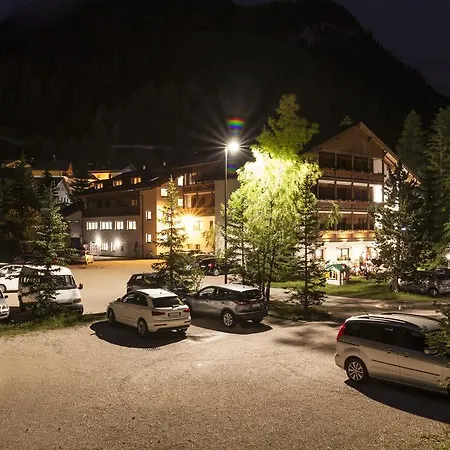 Hotel Casa Alpina - Alpin Haus-2