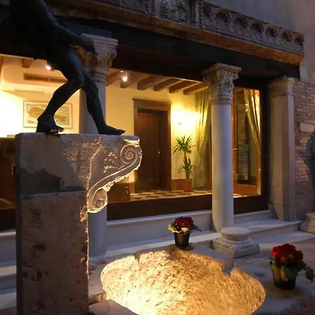 Hotel Al Ponte Mocenigo-3