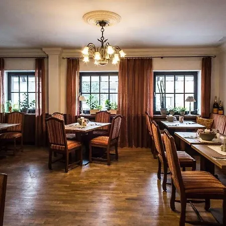 Hotel- Restaurant Kerzan'S-3