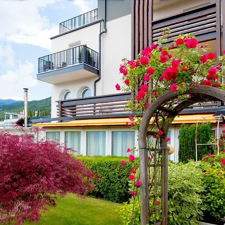 Hotel Kristall-2