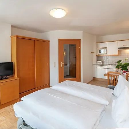 Dr. Aufmesser Appartements-3