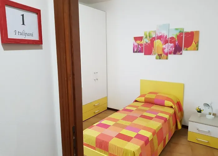 Hotel: Mayflowers B&B Zona Ospedale Cisanello Pisa