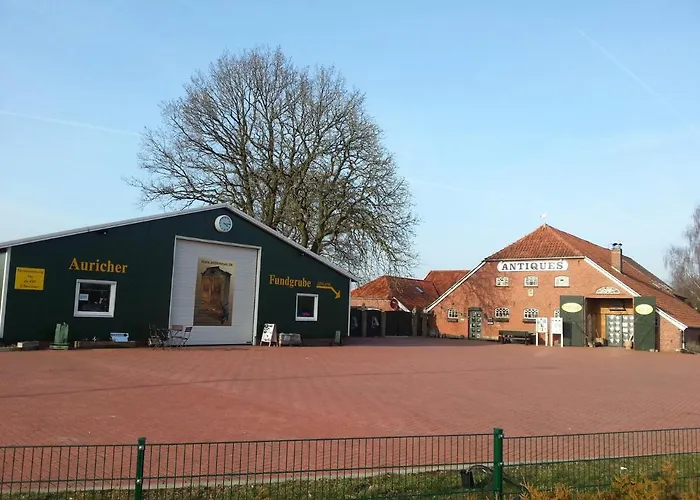 Ferienwohnung Aurich Sandhorst EG mit Terrasse und kleinem Garten