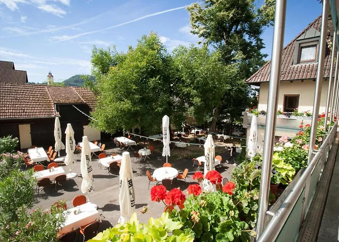 Krone Straßdorf