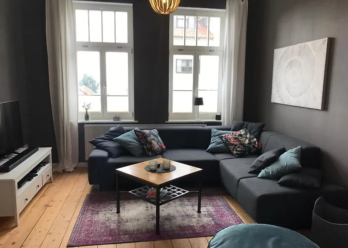  Hanne Mit Garten