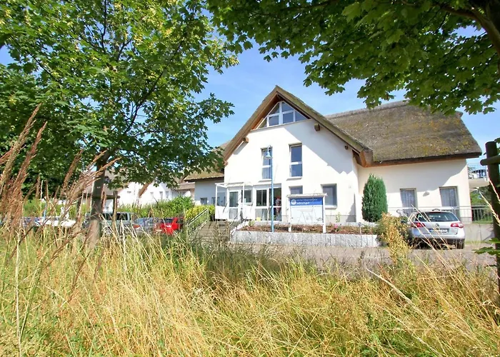 F-1010 Strandhaus Moenchgut B&B Doppelzimmer Nr 35