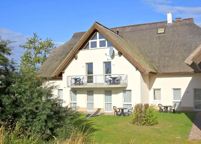 F-1010 Strandhaus Moenchgut B&B Doppelzimmer Nr 35