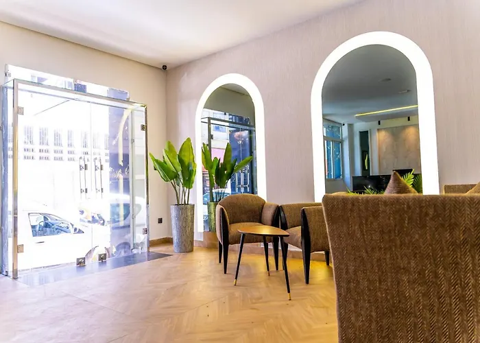4-Sterne-Hotel: Hotel Les Ambassadeurs