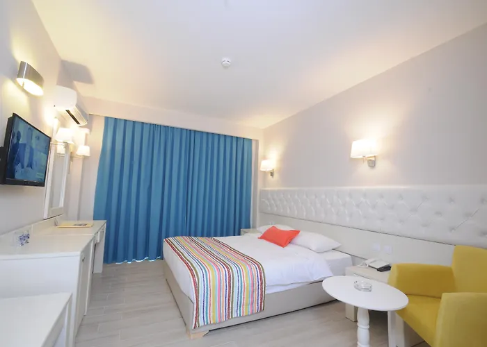 Hotel Am Strand Tropical