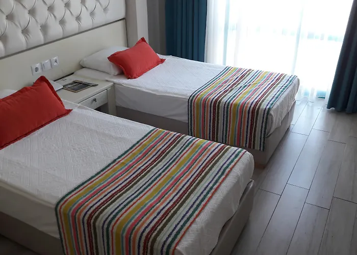 Hotel Am Strand Tropical