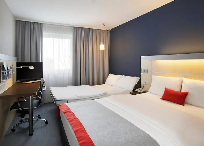 3 SterneHotel Holiday Inn Express Frankfurt Messe By Ihg