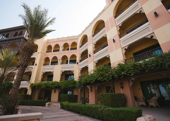 Shangri-La Qaryat Al Beri,