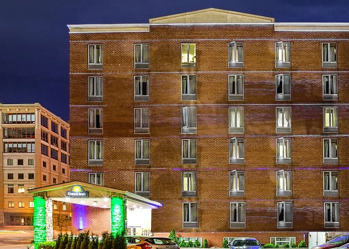 Days Inn By Wyndham Long Island City