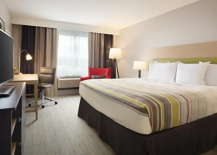 Country Inn & Suites By Radisson Asheville River Arts District