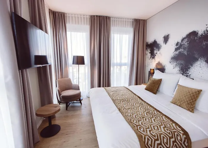 4-Sterne-Hotel: Hotel Libertas Elements Pure