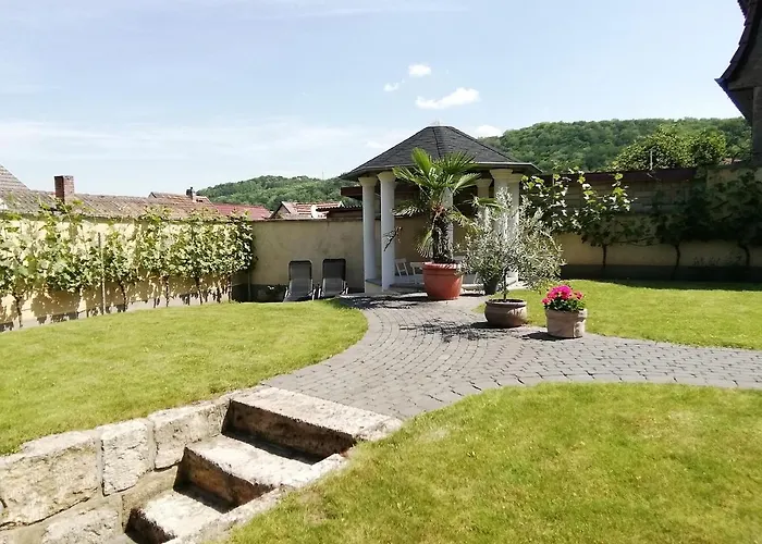 Haus Toskana, Kleines Ferienhaus im Toskanagarten