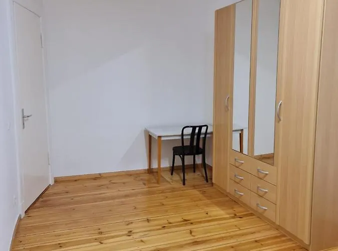 Ferienvermietung: Shared Apartment