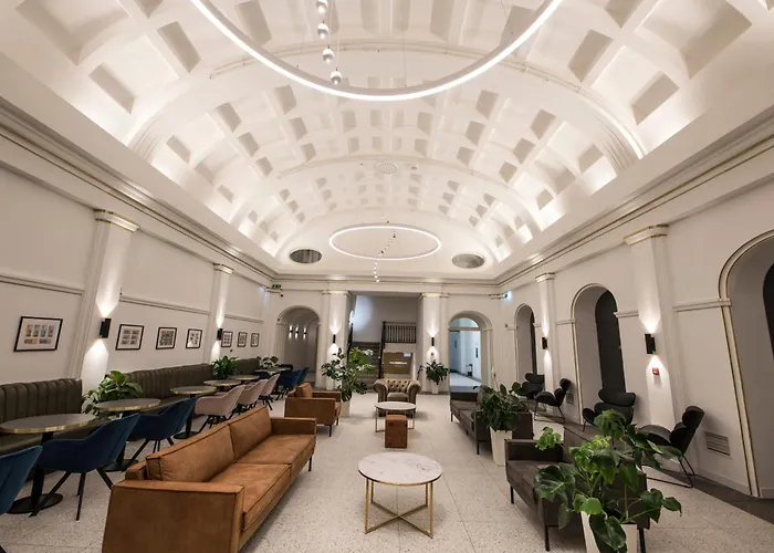 4 Sterne Hotels Gold Bank