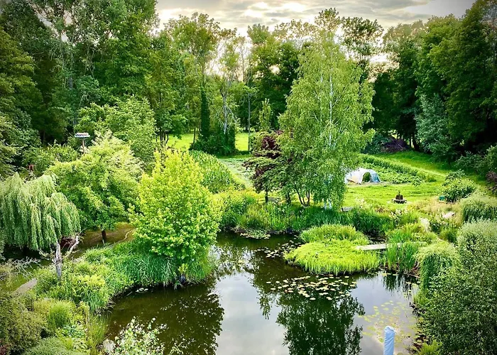 Hotel nahe College: Ferienwohnungen direkt am Wasser