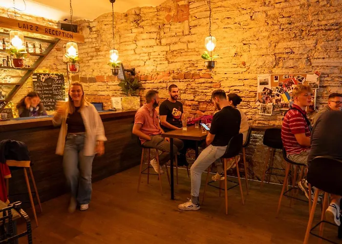 Hotel Am Monks Bunk &Bar