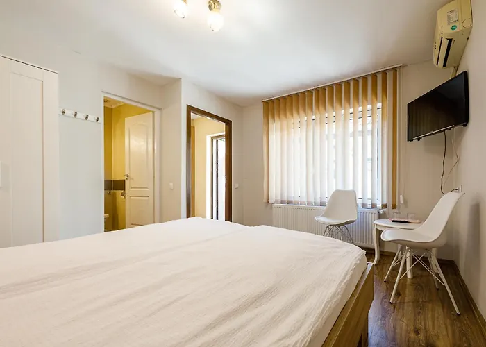 Hotel: Pensiunea Bella