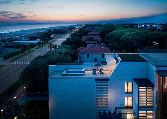 Hotel mit Tennis: Hotel Byron