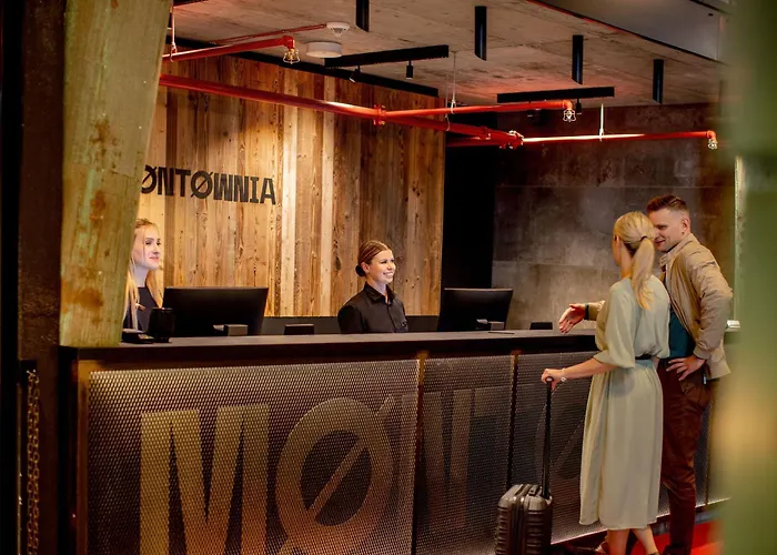 Montownia Lofts & Experience