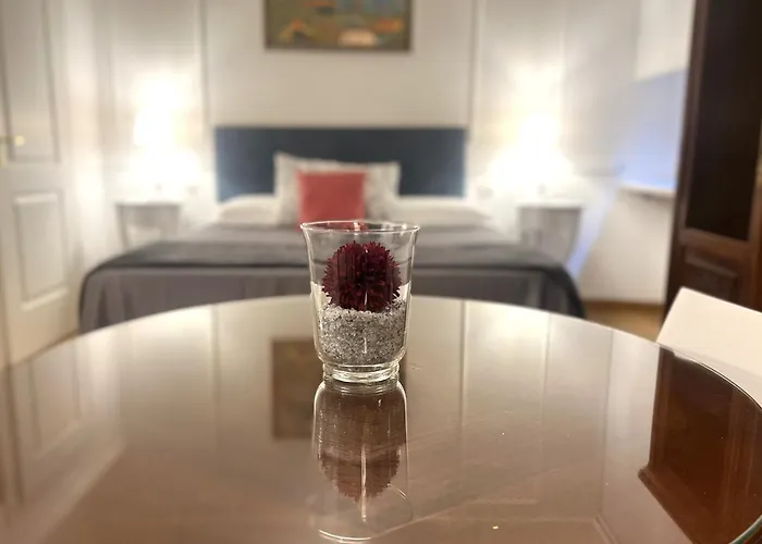 Interno a