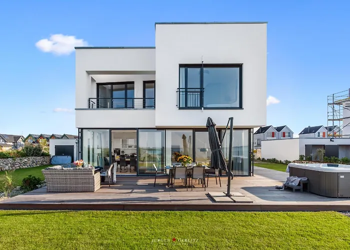 Ferienvermietung: Villa Meeresrauschen