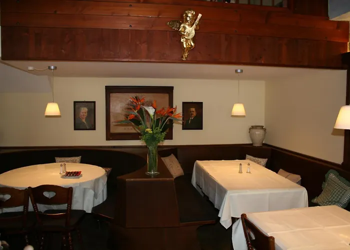 3-Sterne-Hotel: Gasthof Engel