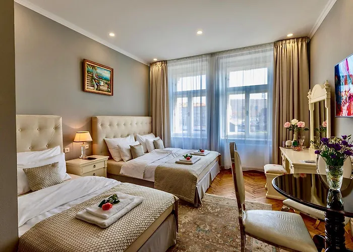 Slabur Residence