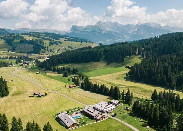 Hotel mit Tennis: Dolomites Living Hotel Tirler