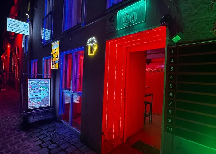 Hotel Am Femina - Direkt Im Rotlichtviertel