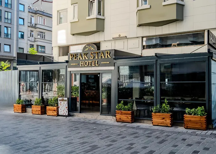 Hotel mit Aussicht: Peak Star Hotel