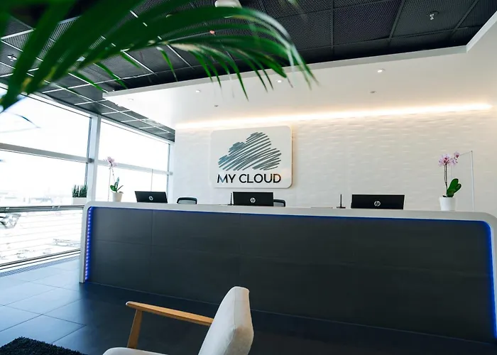 My Cloud Transit - Guests With International Flight Only!