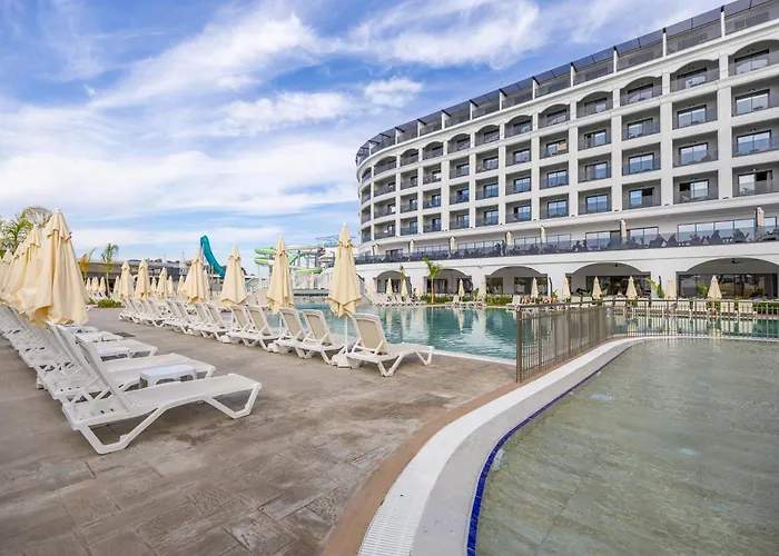 Side Moon Palace Hotel