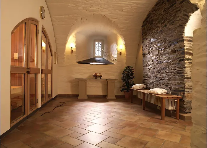 Und Restaurant Burg Schnellenberg