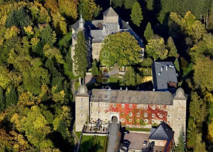Und Restaurant Burg Schnellenberg