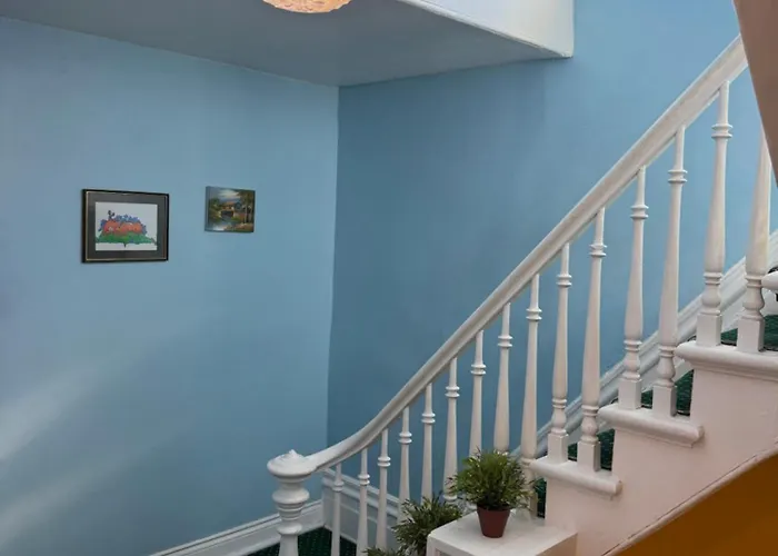 Backpackers Inn