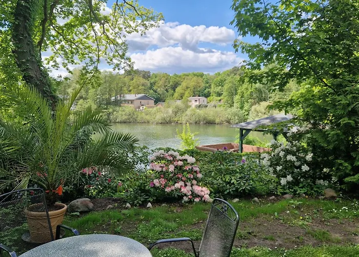 Kabine: 4 Sterne-Haus am See