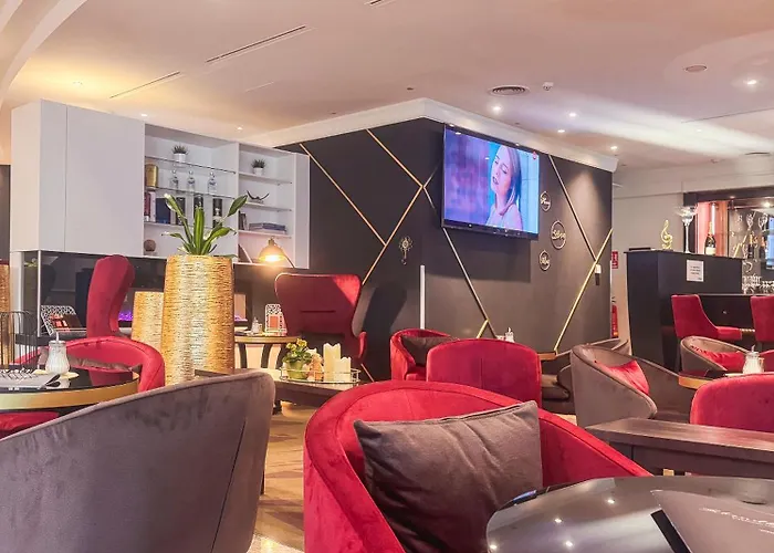PLAZA Premium