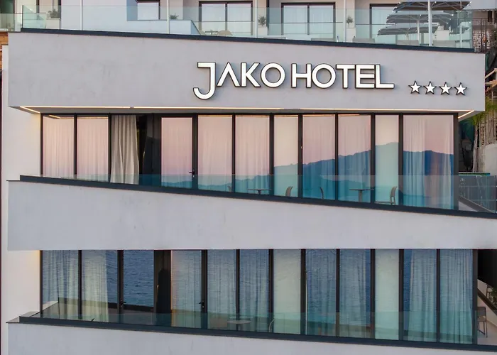 Jako Premium