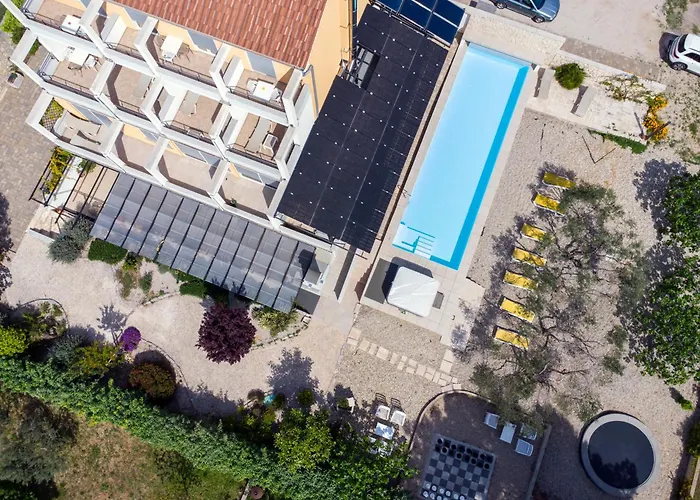 Günstiges Hotel: Villa Sunce