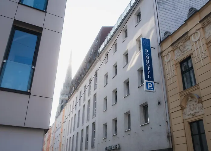 4-Sterne-Hotel: Dom-Hotel