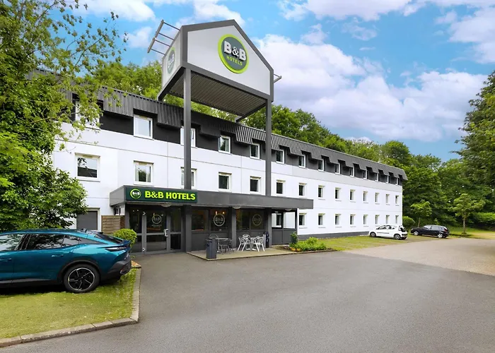 Ibis Budget West