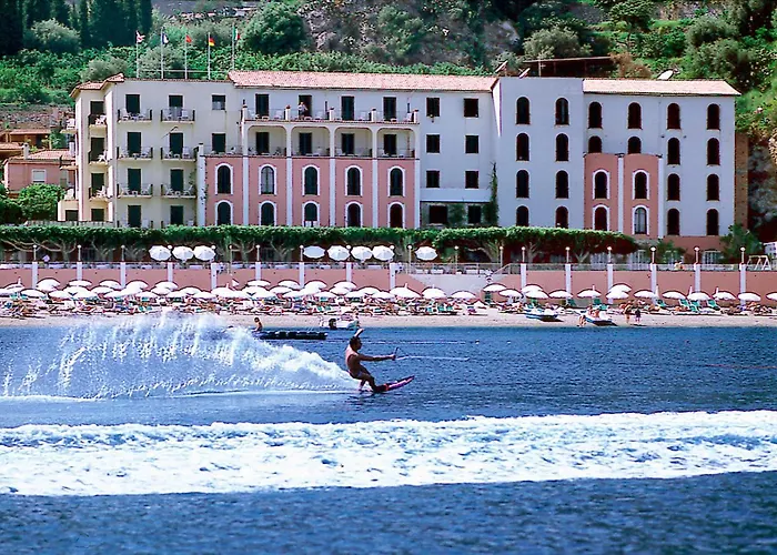 Strandhotel: Hotel Lido Mediterranee
